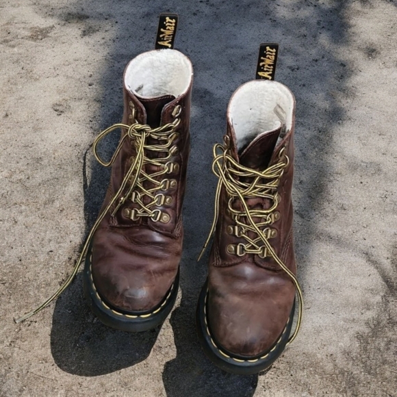 Dr. Martens Shoes - 🔥 Dr. Martens 1460 Pascal Mid-Calf Brown Leather Boots — Women’s Sz 7 L 🥾❄️